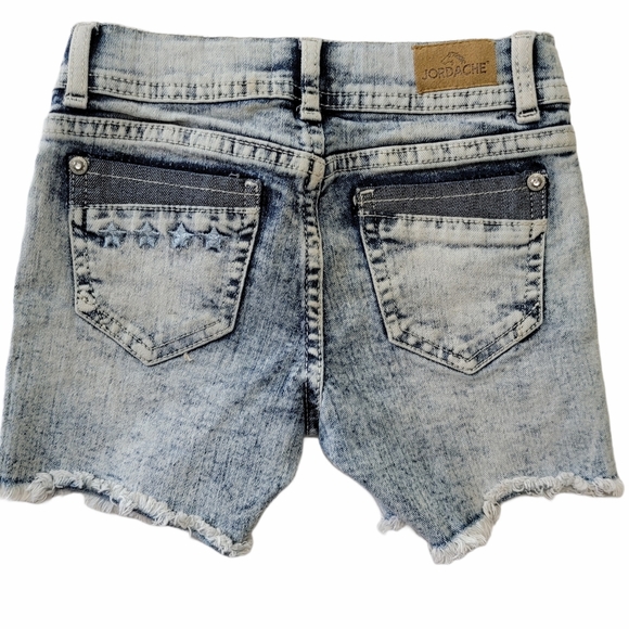 Girls Jordache Jean Shorts With Stars Sz 6 NWOT - Picture 2 of 4